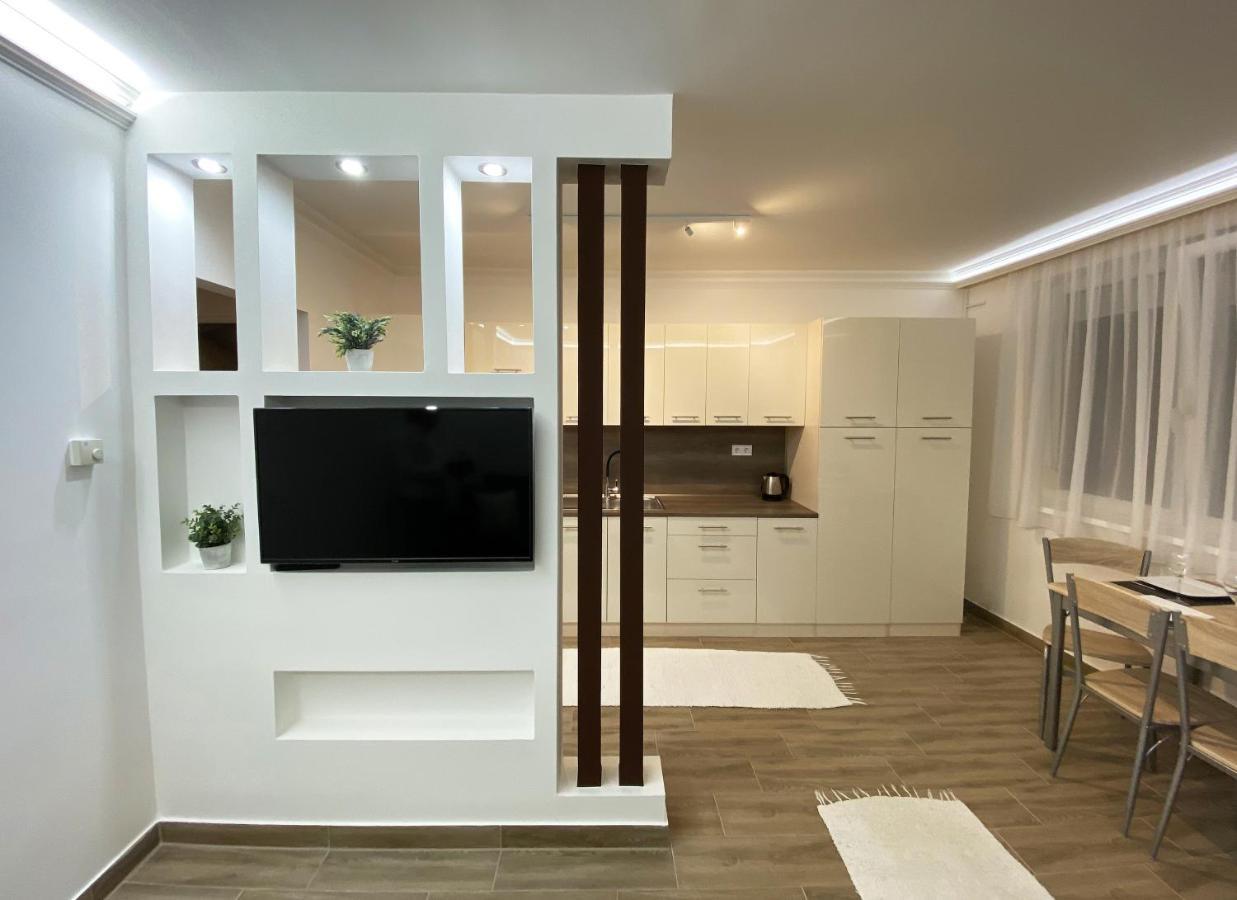 Andrea Apartmanok 2 Hajduszoboszlo Exterior foto
